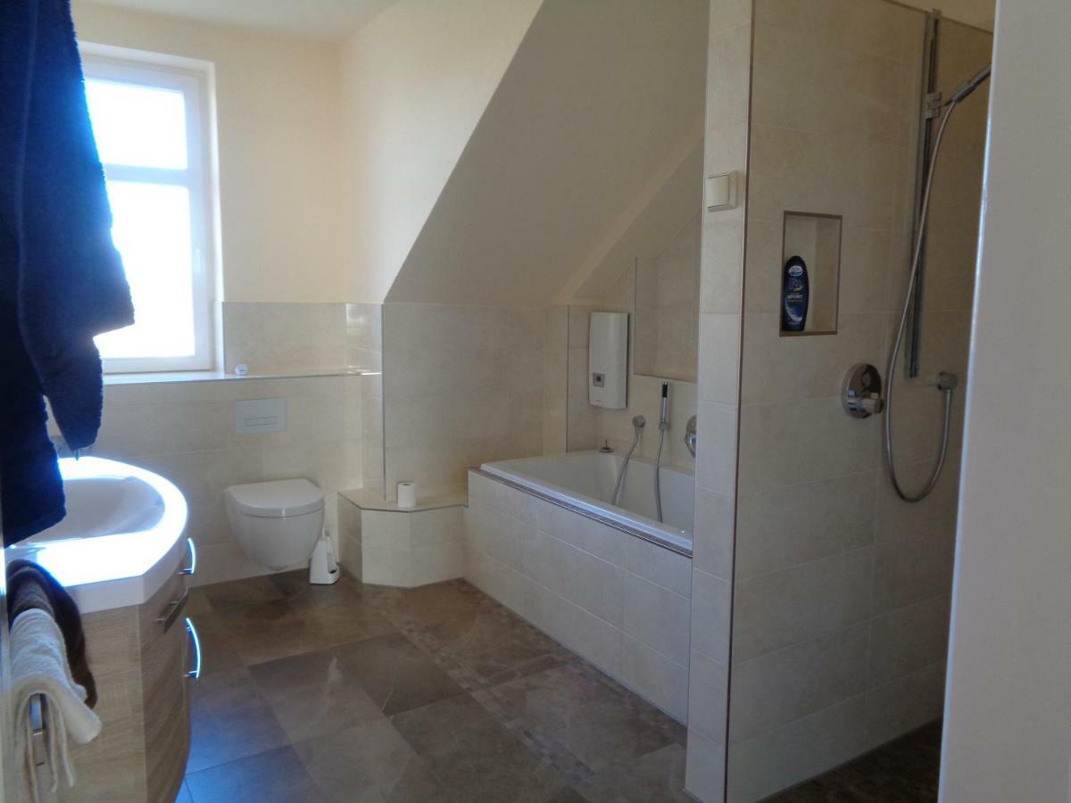 Leipzig-Suedwest Apartment Ngoại thất bức ảnh