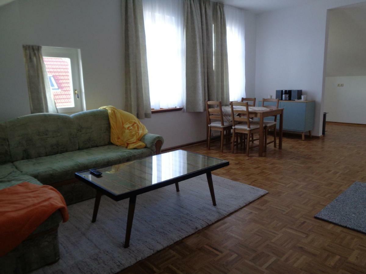 Leipzig-Suedwest Apartment Ngoại thất bức ảnh