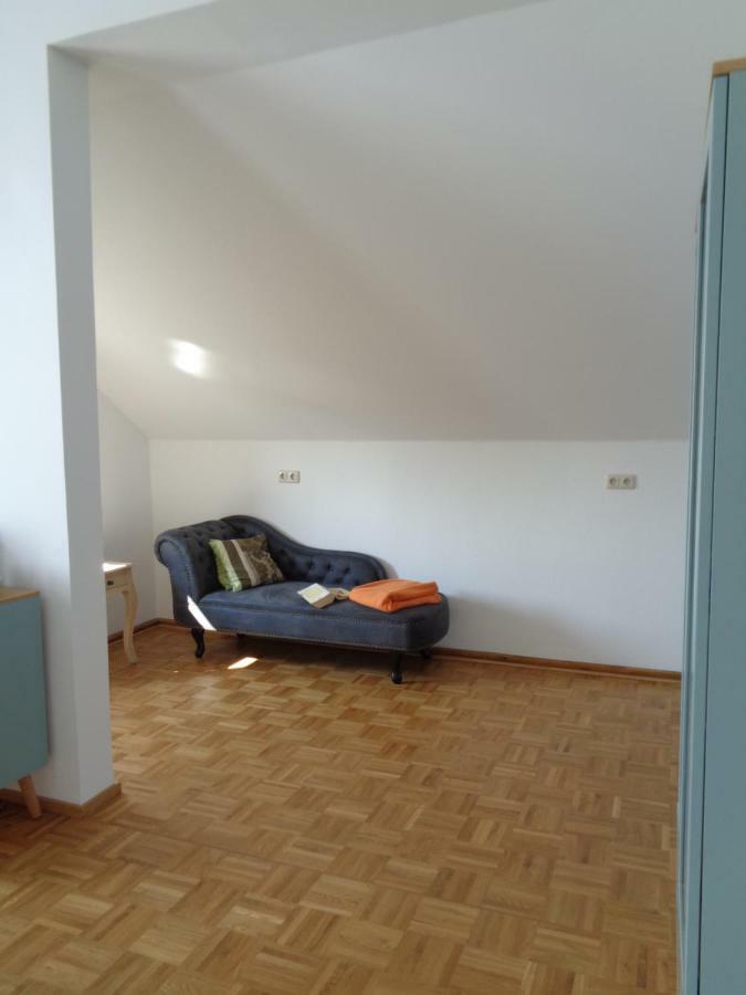 Leipzig-Suedwest Apartment Ngoại thất bức ảnh